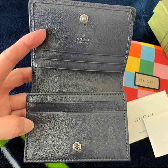 Authentic Gucci GG wallet - Picture 5 of 13